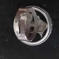 Продавам,стар,ръчно изработен рокаджийски пръстен с форма на череп, снимка 4 - Пръстени - 41515201