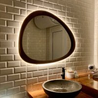 Ръчно изработено LED Огледало с подсветка в асиметрична дървена рамка от липа или дъб, снимка 3 - Огледала - 42691638