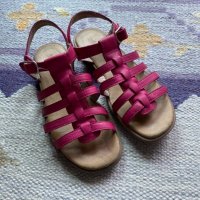 Сандали Timberland размер 37,5, снимка 3 - Детски обувки - 34011037