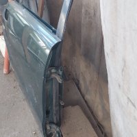 Врати за Volvo V40, S40, снимка 12 - Части - 42038168