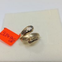 Нов Златен пръстен-2,92гр/14кр, снимка 1 - Пръстени - 35744558