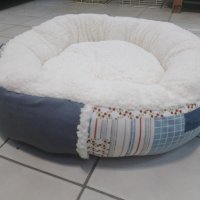 Бяло пухено легло с дънков десен за домашен любимец , снимка 2 - За кучета - 42237449