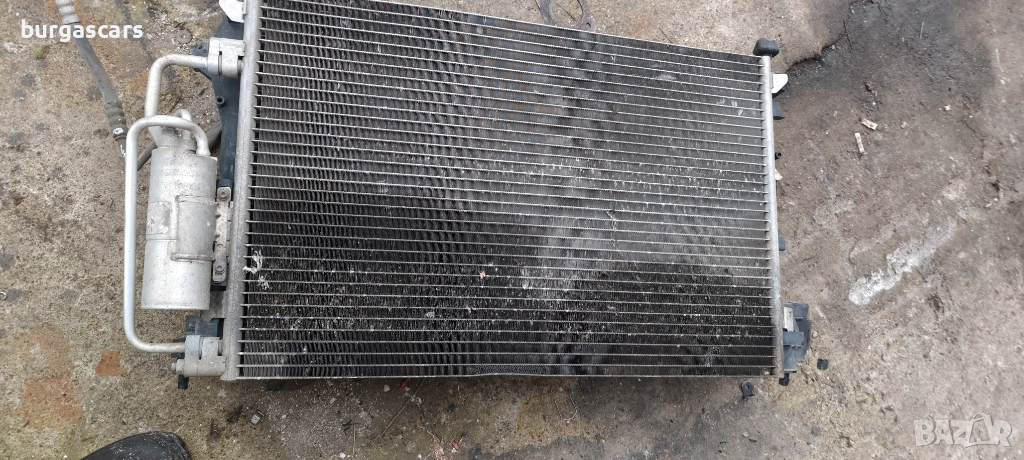 Климатичен радиатор 24 418 362 Opel Vectra 2.2 Z22SE - 70лв, снимка 1