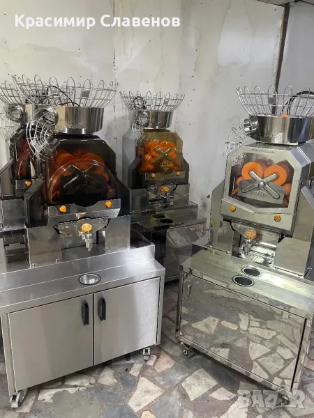 Профисионална сокойзтиствачка Citrocasa фреш машина, снимка 1