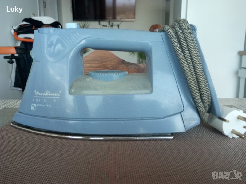 Продавам  ютия., снимка 1