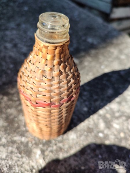 Декоративно плетено шишенце., снимка 1