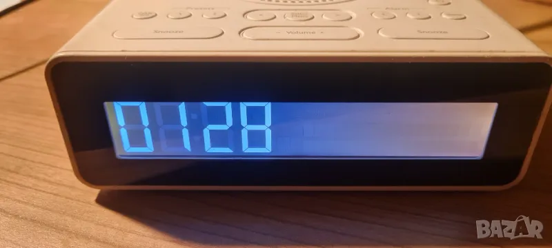 Радио часовник John Lewis , снимка 1