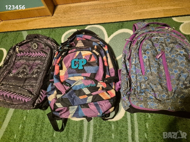Ученически големи раници, снимка 1