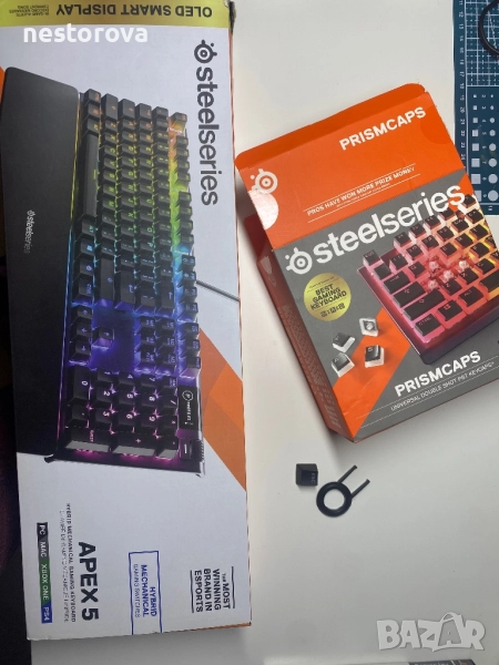 Клавиатура Steelseries Apex 5 + Steelseries PrismCaps , снимка 1