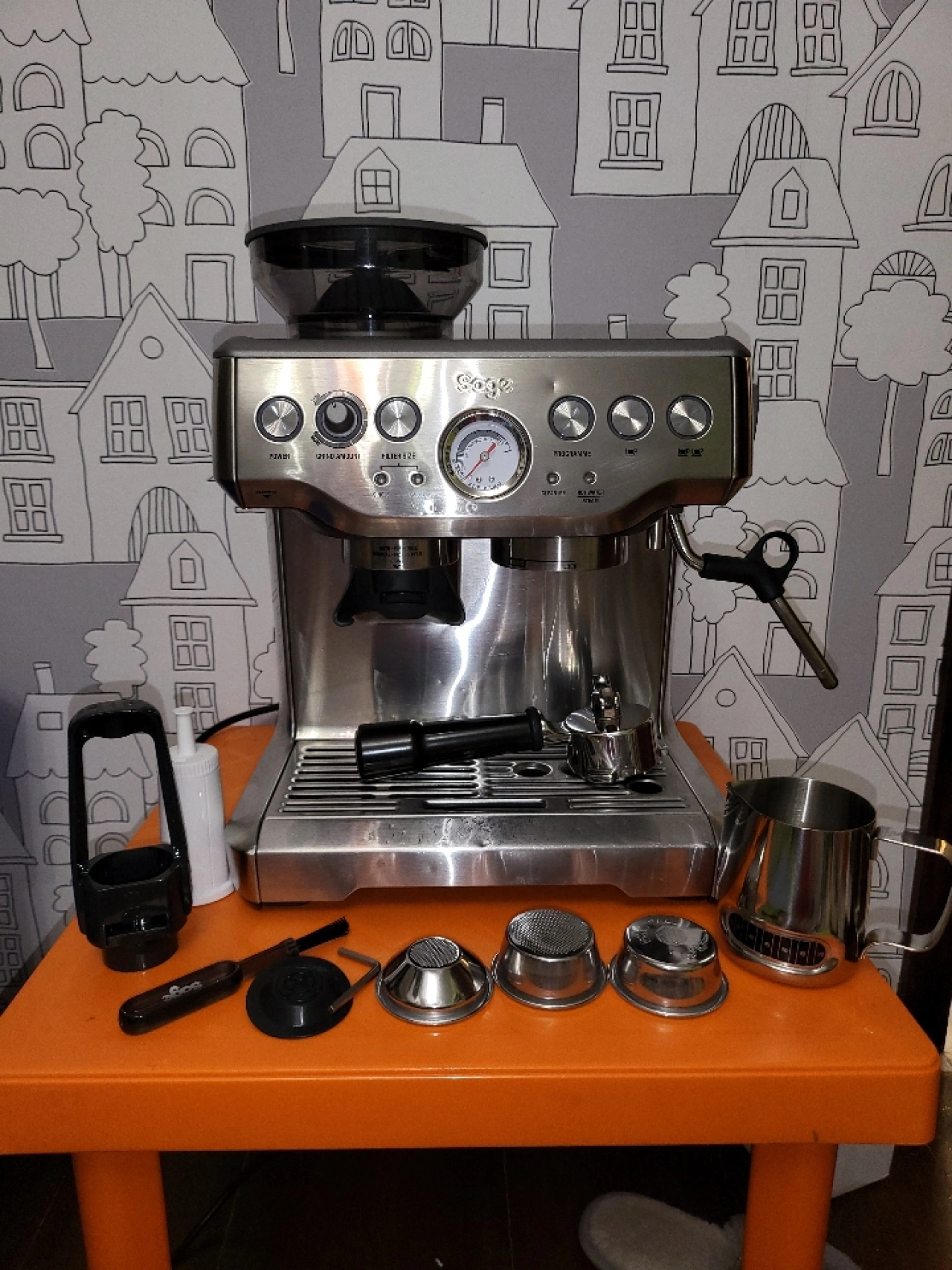 ЕспресомашинаSAGEBaristaExpressКафемашинаскафемелачка