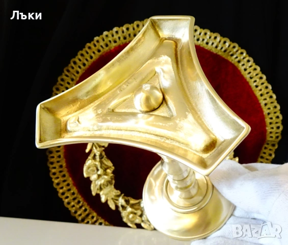 Уникален бронзов свещник Art Deco,14 см. , снимка 7 - Антикварни и старинни предмети - 53035379