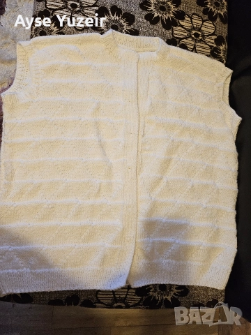 Йелеци, снимка 4 - Елеци - 52873493