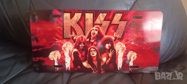 KISS-метална табела в UK Licence Plate Style
