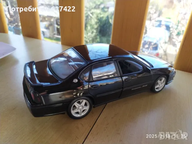 1:18 Метален модел на Chevrolet Impala SS - Maisto, снимка 2 - Колекции - 49561516