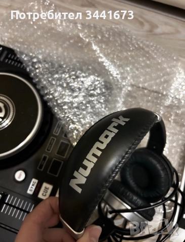 Numark пулт + Numark слушалки, снимка 8 - Други - 52863377