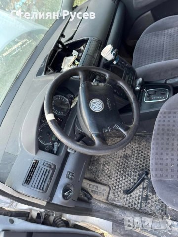   НА ЧАСТИ vw sharan 1.9 TDI   116кс     6+1 бракуван - цена 950ЛВ само цяла кола няма акумулатор, снимка 11 - Автомобили и джипове - 42721248