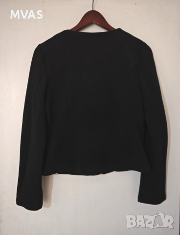 Ново дамско черно сако  с дълъг ръкав S-M размер, снимка 2 - Сака - 51762452