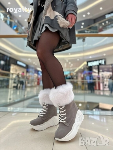Боти на платформа - сив велур с бял пух и бяло ходило