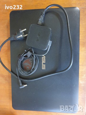 Asus , снимка 3 - Лаптопи за дома - 41679769