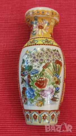 Стара китайска ваза., снимка 1 - Антикварни и старинни предмети - 41569164