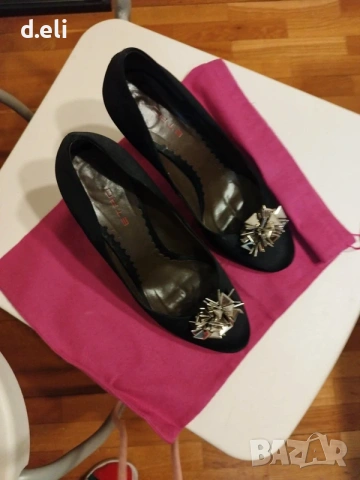ETRO и Christian Louboutin. Original. Size 38-39 Уникат, снимка 3 - Дамски обувки на ток - 46140425