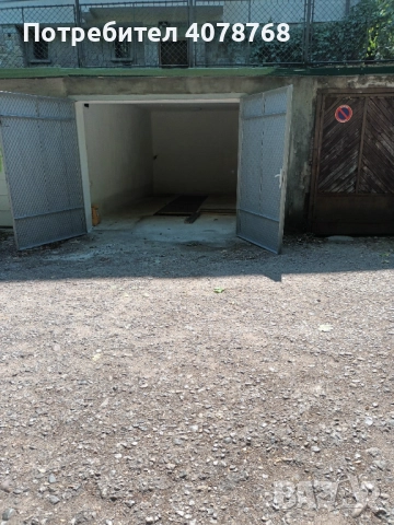 Давам  гараж на ул. Цветна градина, снимка 1