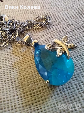 Елегантно колие със син камък и пеперуда, снимка 5 - Колиета, медальони, синджири - 51873154