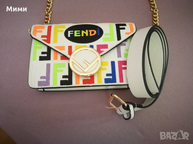 Нова чанта Фенди реплика и подарък, снимка 3 - Чанти - 33820927