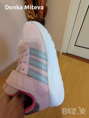 маратонки Adidas uk 1 eur 33 обувани малко , снимка 4 - Детски маратонки - 53603976