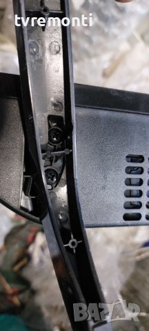 TV-Stand Xoro модел HTL 3246 оригинална стойка за телевизор, снимка 4 - Стойки, 3D очила, аксесоари - 41202371