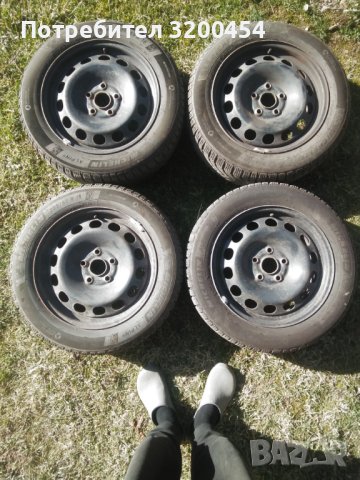 Комплект 4бр. джанти със зимни гуми , за Сеат, снимка 1 - Гуми и джанти - 44244619