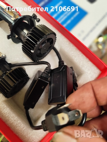 крушки h4 би лед , снимка 2 - Аксесоари и консумативи - 52847707