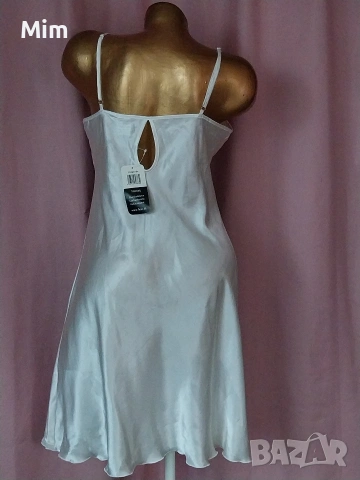 Бял сатенен халат, нощница и топ с шорти, снимка 11 - Нощници - 53472775