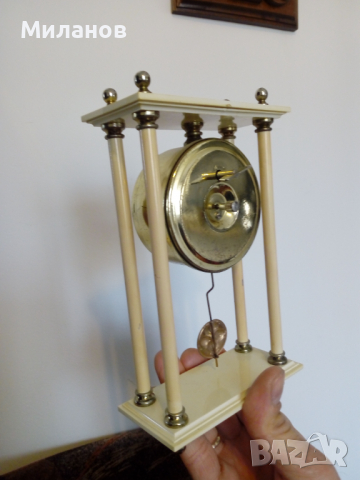 Антикварен механичен настолен часовник, снимка 4 - Антикварни и старинни предмети - 36268694