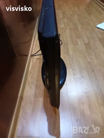 LCD телевизор Toshiba 32lv703g, снимка 4 - Телевизори - 47416076