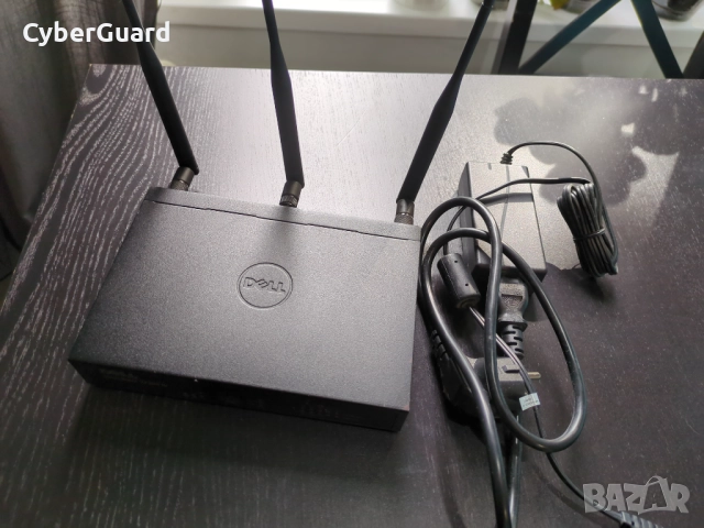 DELL SonicWall TZ300w Wireless Firewall Appliance, снимка 5 - Рутери - 51544805