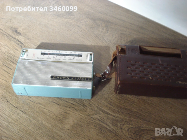 Crown , снимка 2 - Радиокасетофони, транзистори - 53305382