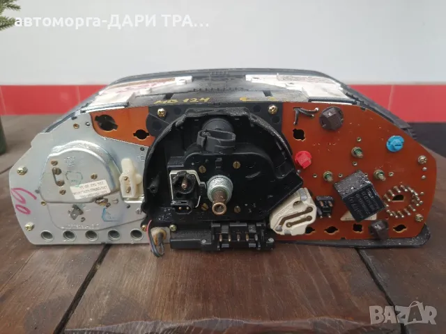Табло уредно (километраж)за Мерцедес W124 купе 1999г.Бензиново, снимка 2 - Части - 49620736