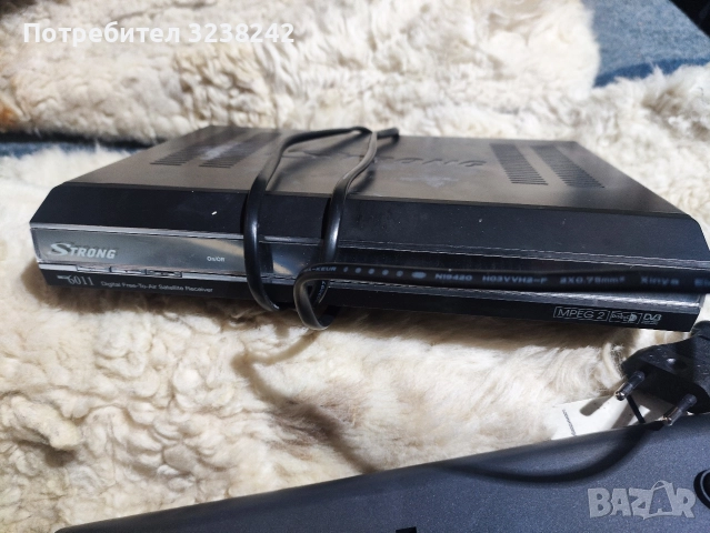 Bulsatcom zhd100, strong srt 6011, bulsatcom 2бр. сателитрени приемници , снимка 4 - Приемници и антени - 52406795