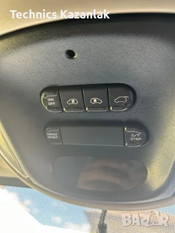 Chrysler Voyager Limited XS 3.3 Бензин, снимка 7 - Автомобили и джипове - 50114034