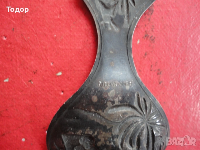 Релефна посребрена холандска лъжичка , снимка 5 - Антикварни и старинни предмети - 53023049