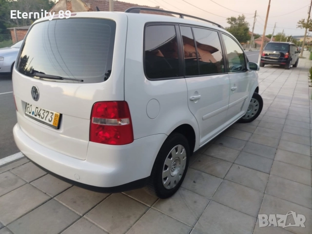 Volkswagen Touran 1.9 tdi, снимка 4 - Автомобили и джипове - 51540373