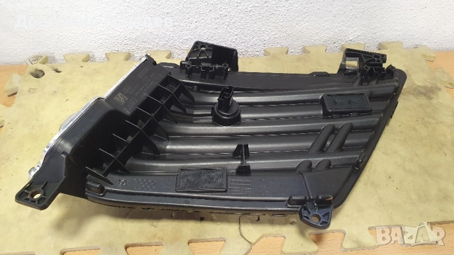 Лява DRL (дневна светлина) за Peugeot 208 II Facelift / Пежо 208 (след 2023 г.), снимка 11 - Части - 51995903