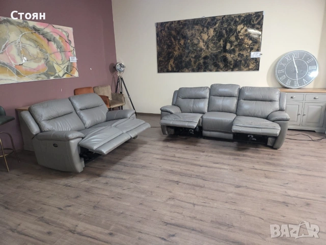 Сив кожен комплект дивани тройка и двойка с ел. релакс механизъм, снимка 8 - Дивани и мека мебел - 53730337