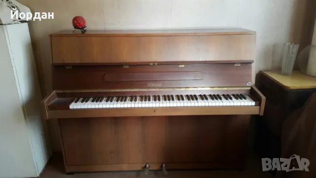 Класическо немско пиано Rönisch