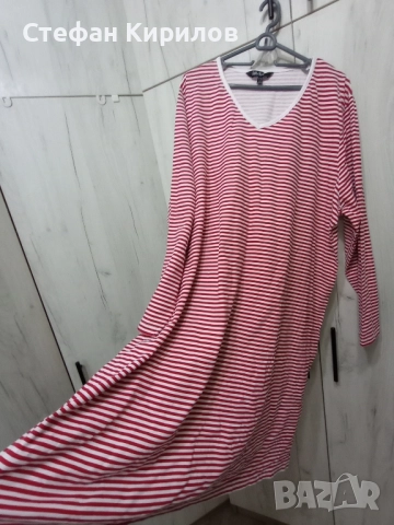 Прекрасна рокля 50/52 размер 