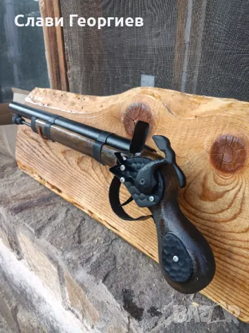 Пистолети и пушки за декорация