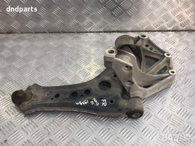 Преден десен носач VW Polo,2002г.