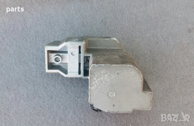 Заключване Волан Мерцедес Е класа W210 (Н) - C W202, снимка 5 - Части - 49001976