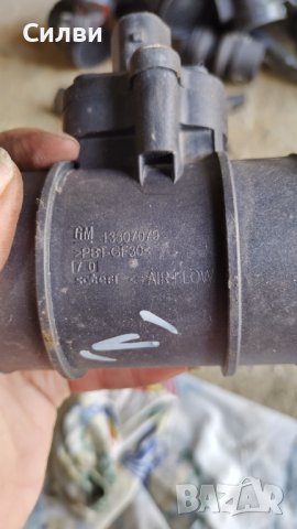 Дебитомер 13307079 за Опел Корса Д 06-14г. 1,4 100кс. от Opel Corsa C D 1.4 и 1.2, снимка 1